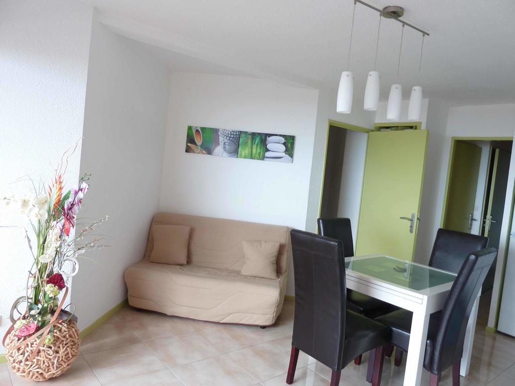 Barcaresa-Agreable Appartement Vue Mer Panoramique Ле-Баркарес Номер фото